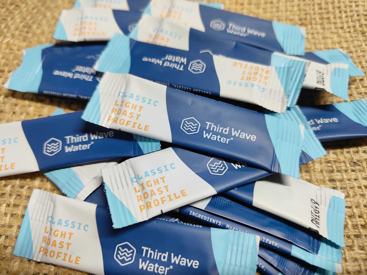 Third Wave Water – Classic Profile Light Roast Plic